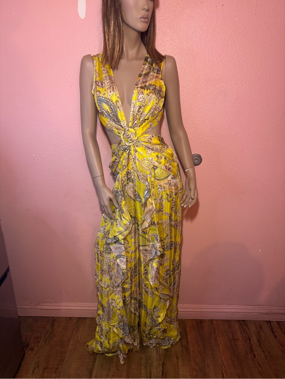Rosevelvet Boho Yellow Paisley Open Back Plunge Jumpsuit M - Picture 4 of 17
